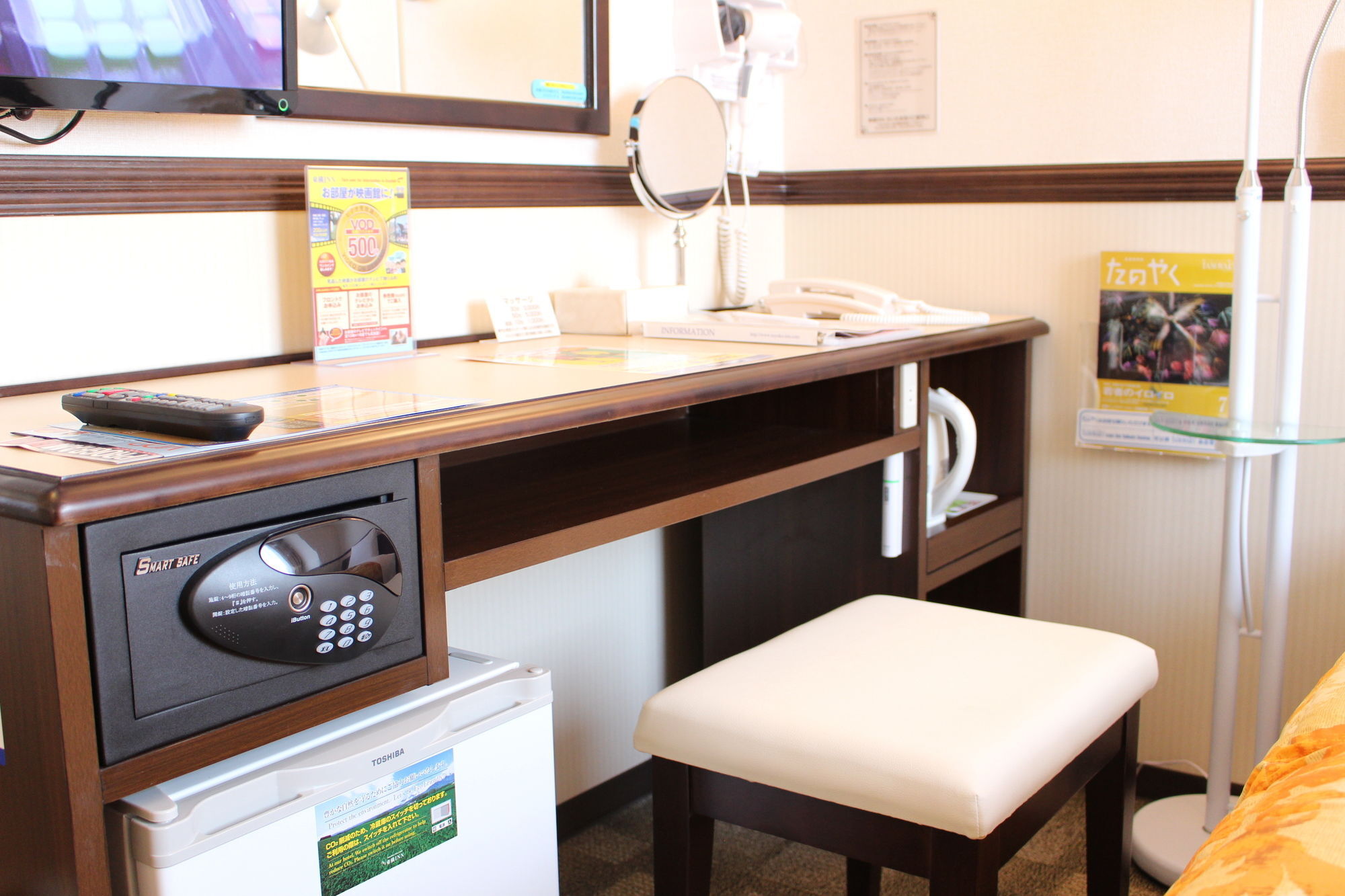 Toyoko Inn Tokyo Nihombashi Hamacho Meijiza Mae Zewnętrze zdjęcie